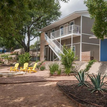 Efficiency 2Br King Bed Suites Next To Downtown Austin Exterior photo