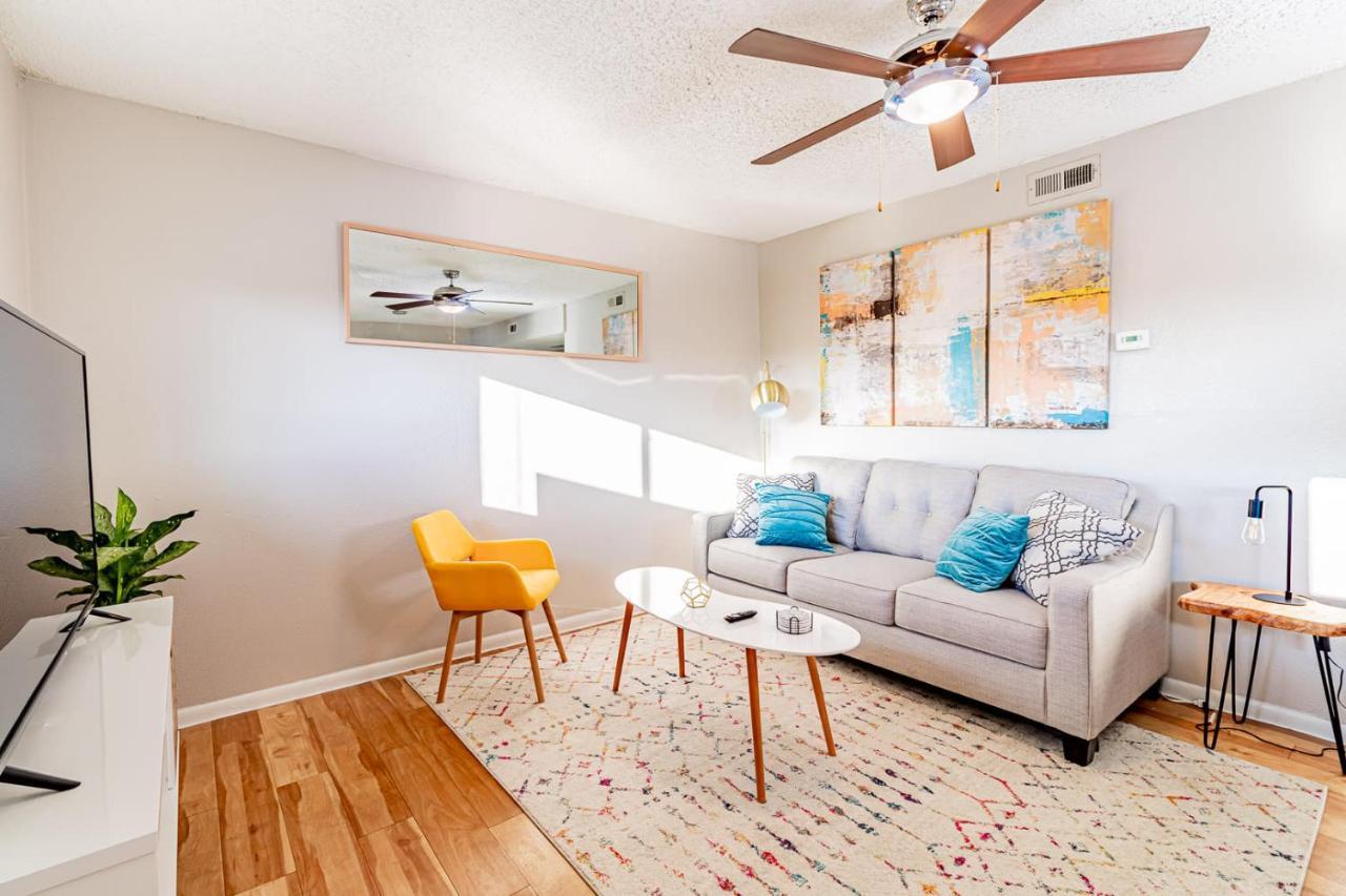 Efficiency 2Br King Bed Suites Next To Downtown Austin Exterior photo