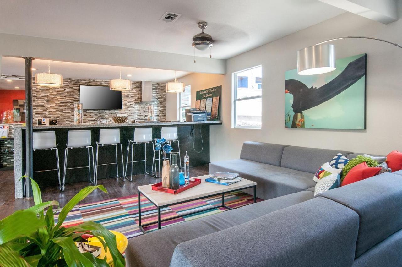 Efficiency 2Br King Bed Suites Next To Downtown Austin Exterior photo