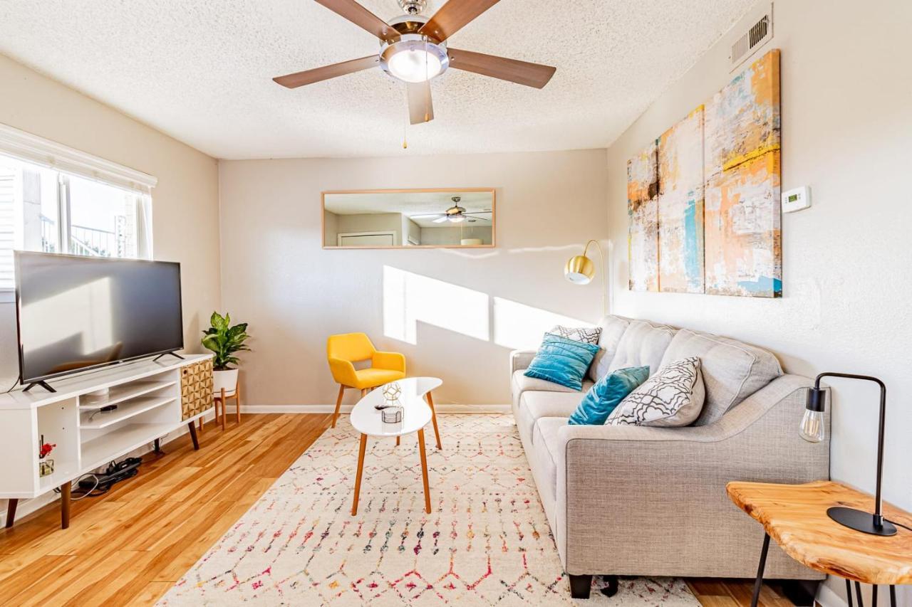 Efficiency 2Br King Bed Suites Next To Downtown Austin Exterior photo